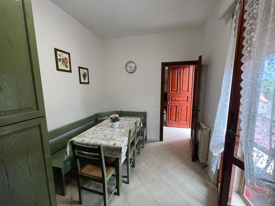 Appartamento Sunflower Viareggio Ngoại thất bức ảnh