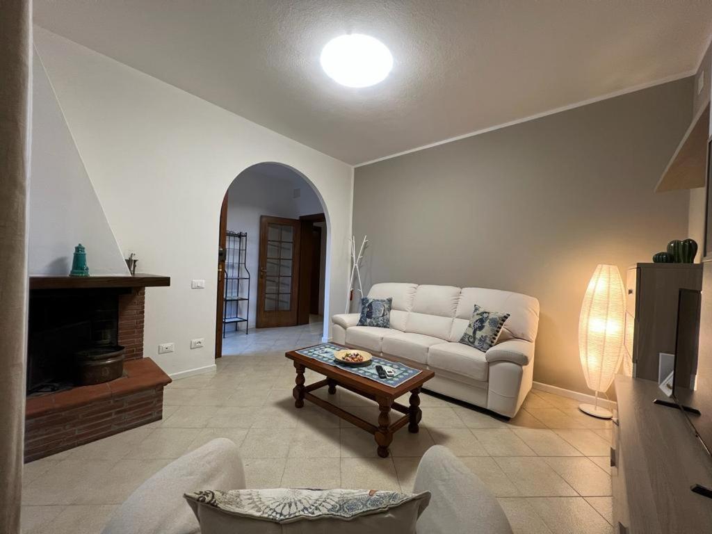 Appartamento Sunflower Viareggio Ngoại thất bức ảnh
